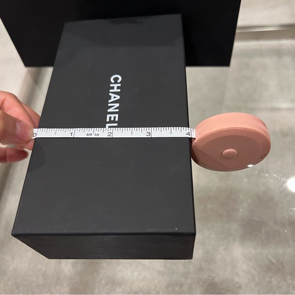 Chanel Gift Box Set - Picture 12 of 12